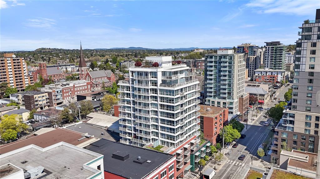 Fourth View of 834 Johnson St, The 834, Victoria, BC, V8W 1N3
