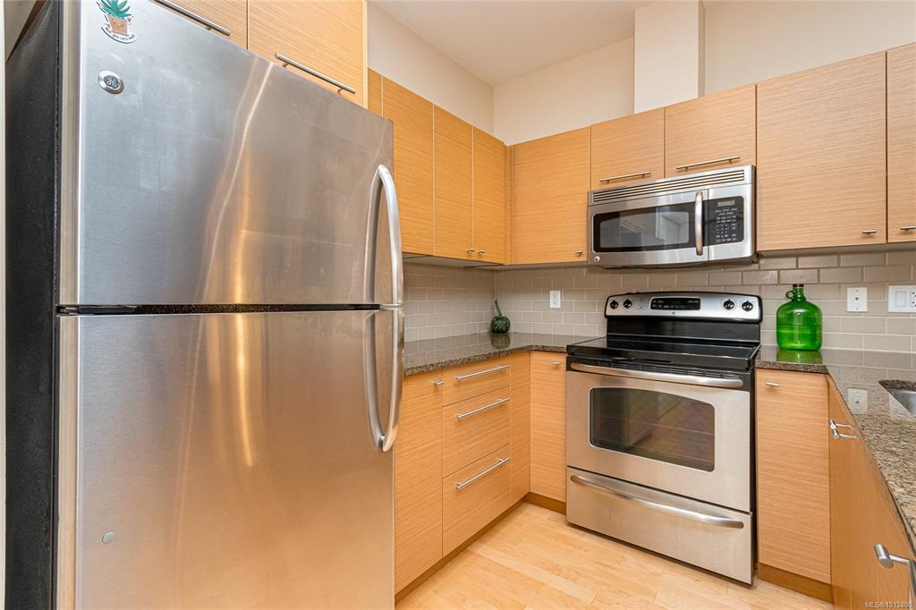 Fifth View of 1315 Esquimalt Rd, The Ovation, Esquimalt, BC, V9A 3P5