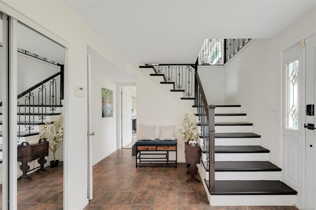 Fourth View of 2874 Pickford Rd, Colwood, BC, V9B 4N2