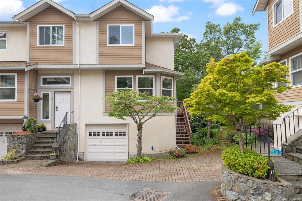 4580 West Saanich Rd, 1012430, BC,