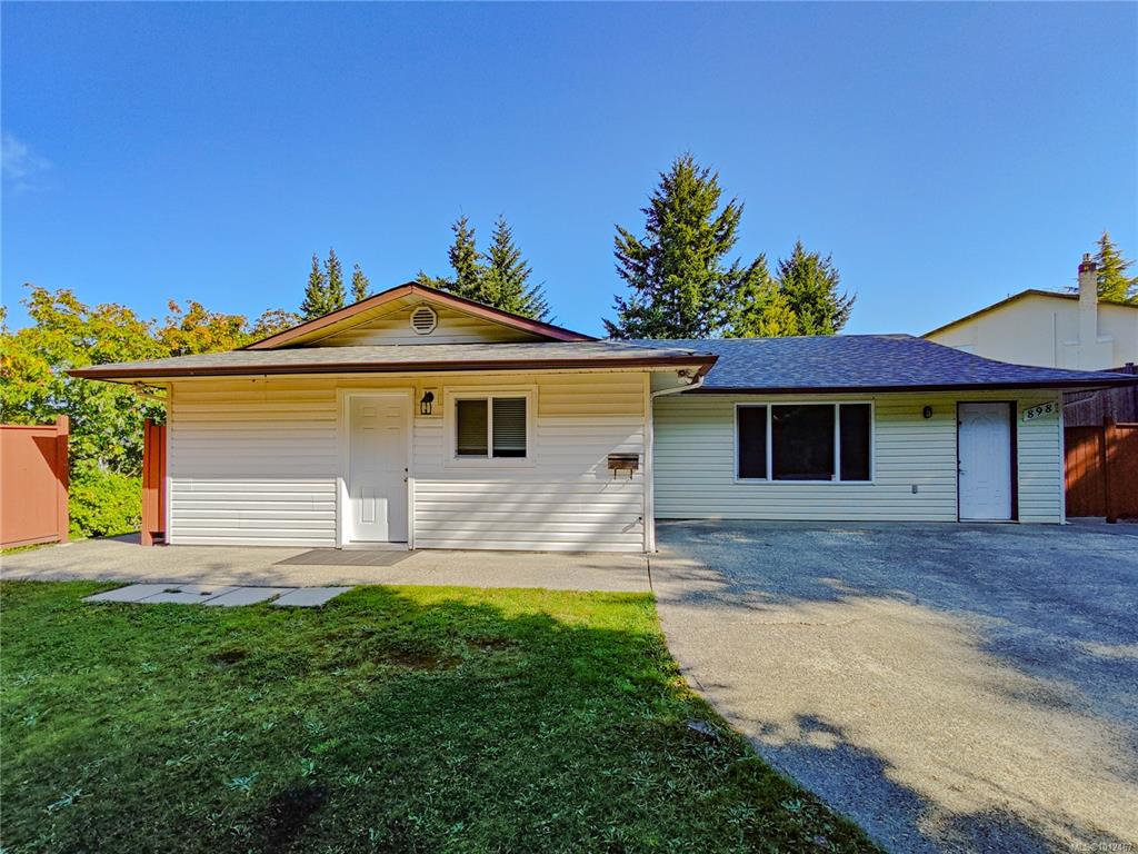 898 Cecil Blogg Dr, 1012467, BC,