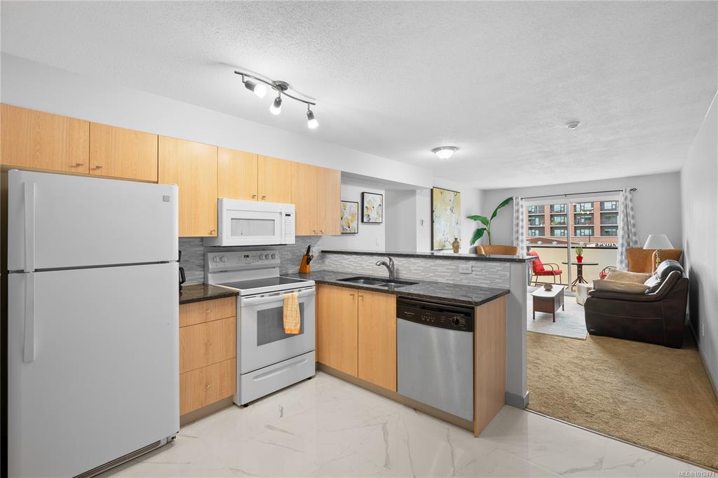 Fourth View of 827 North Park St, Victoria, BC, V8W 3Y3