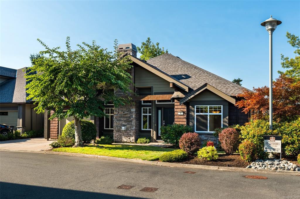 Fourth View of 2229 Graduation Pl, The Townhomes at University Ridge, Saanich, BC, V8N 6W3