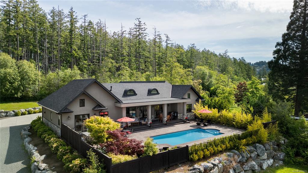 11325 Chalet Rd, 1012473, BC,
