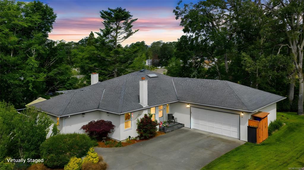 Third View of 4008 Bow Rd, Saanich, BC, V8N 3B1