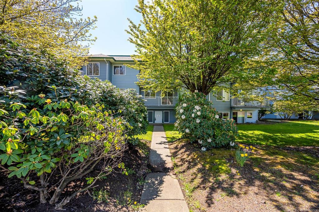 698 Aspen Rd, 1012524, BC,