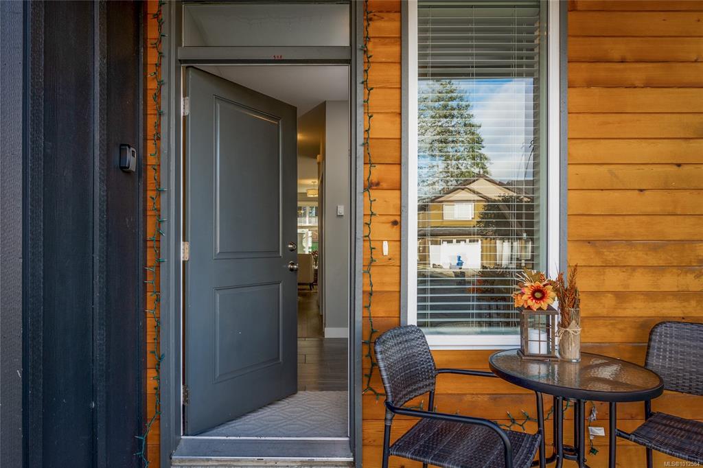 Fourth View of 525 Steeves Rd, Nanaimo, BC, V9R 0H8