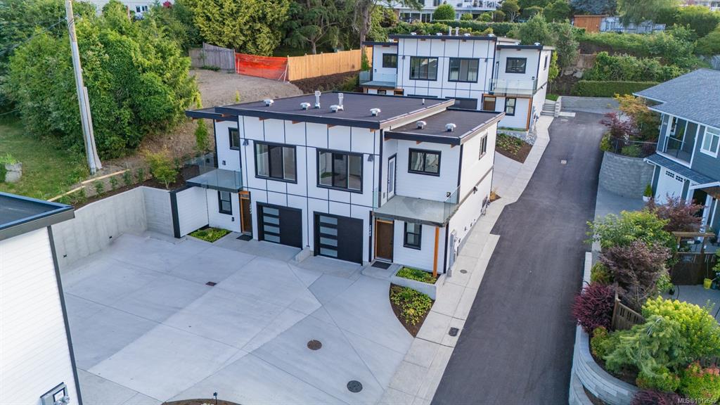2543 Doctors Rd, 1012640, BC,