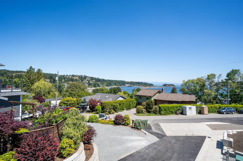 Fourth View of 2549 Doctors Rd, Nanaimo, BC, V9S 3V4
