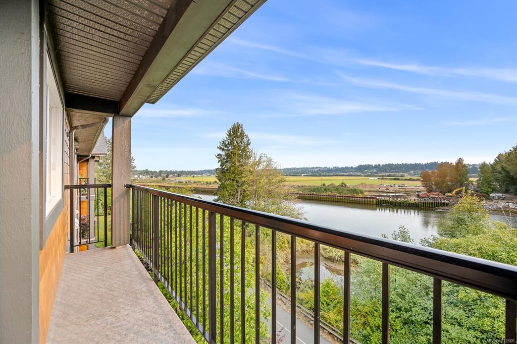 1944 Riverside Lane, 1012666, BC,