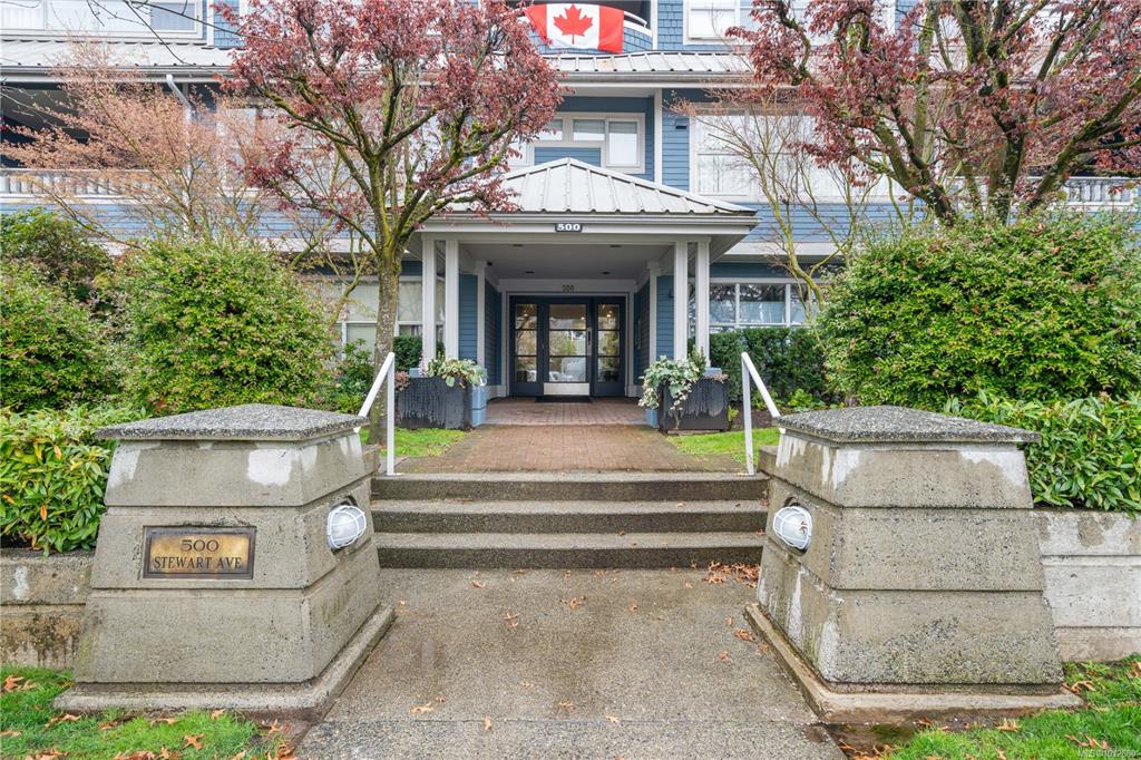 Second View of 500 Stewart Ave, NEWPORT, Nanaimo, BC, V9S 5T5