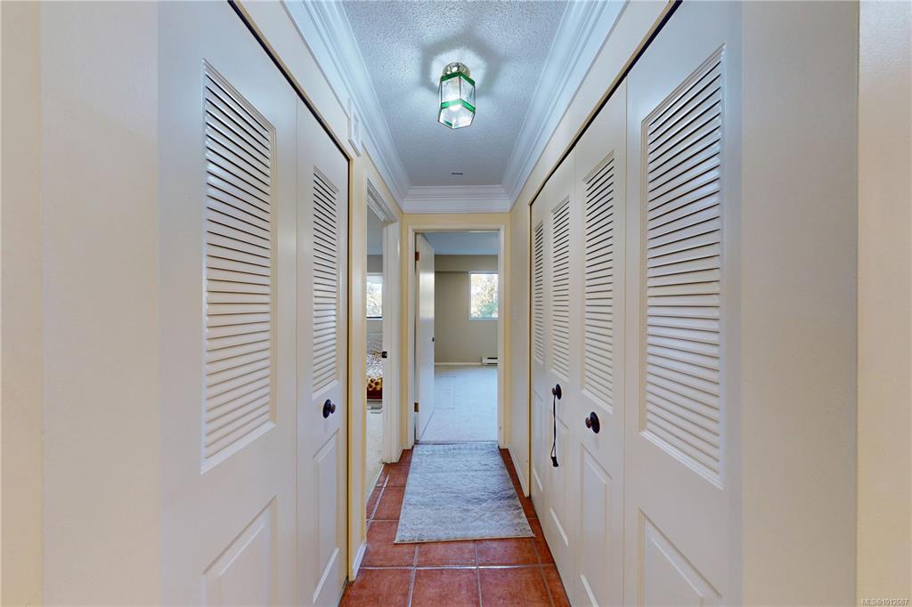 Fourth View of 3962 Cedar Hill Rd, Saanich, BC, V8N 3B8