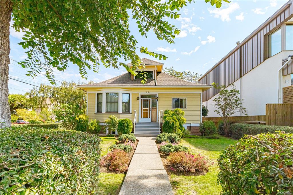 Third View of 241 Montreal St, Victoria, BC, V8V 1Z3