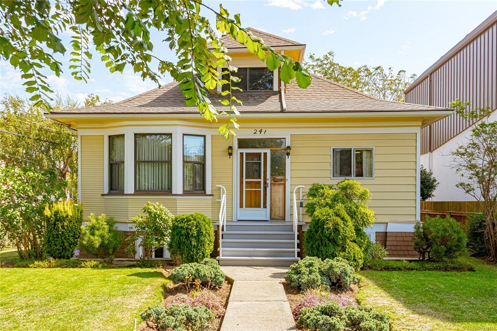 Fifth View of 241 Montreal St, Victoria, BC, V8V 1Z3