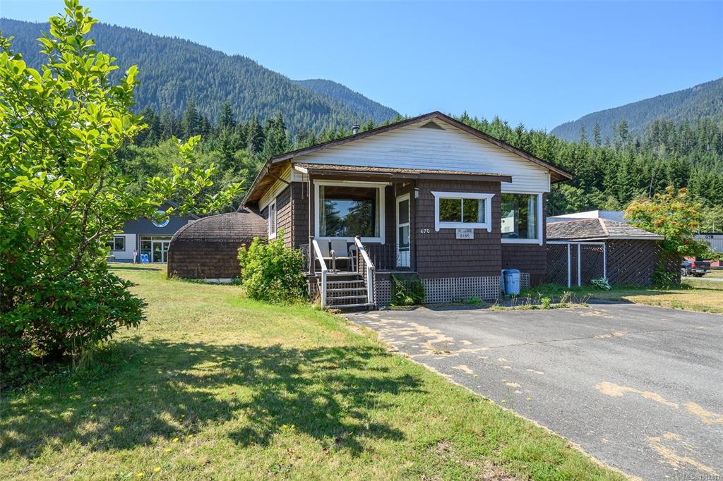 670 Kelsey Way, 1012811, BC,