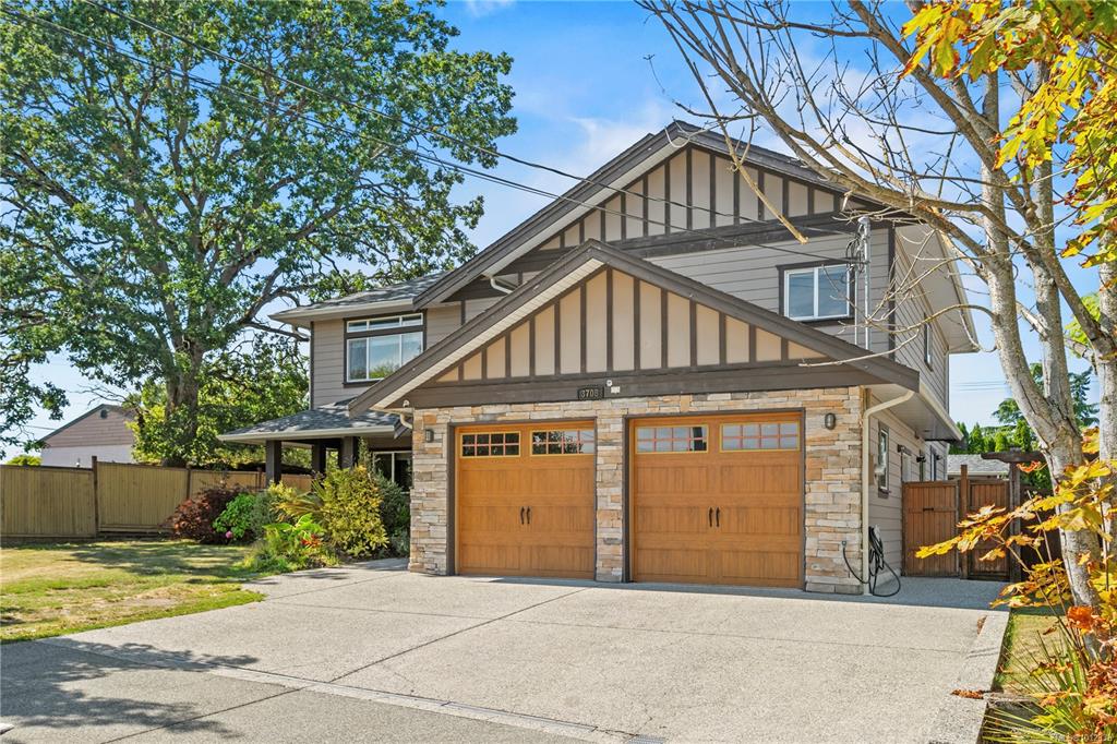 Second View of 3708 Tillicum Rd, Saanich, BC, V8Z 4H8