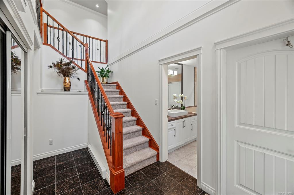 Fourth View of 3708 Tillicum Rd, Saanich, BC, V8Z 4H8