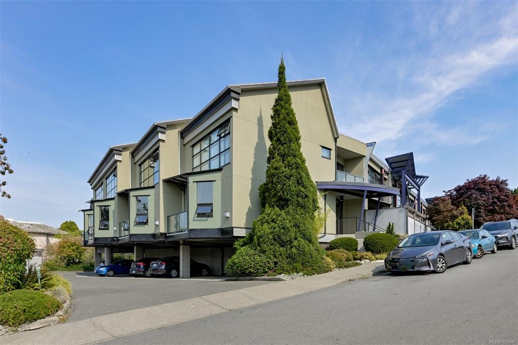 Second View of 400 Sitkum Rd, Victoria, BC, V9A 3K9