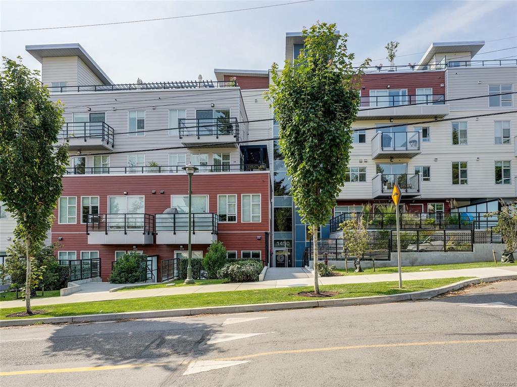 Second View of 1450 Glentana Rd, View Royal, BC, V9A 0H6