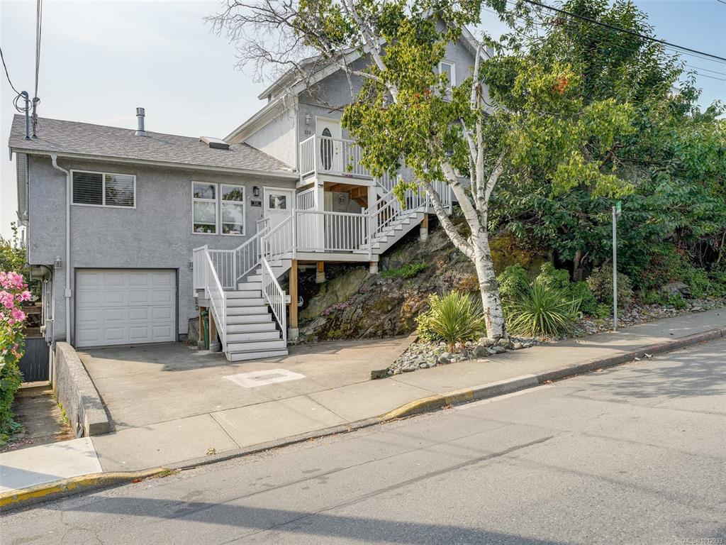 Second View of 335 Wilson St, Victoria, BC, V9A 3G4