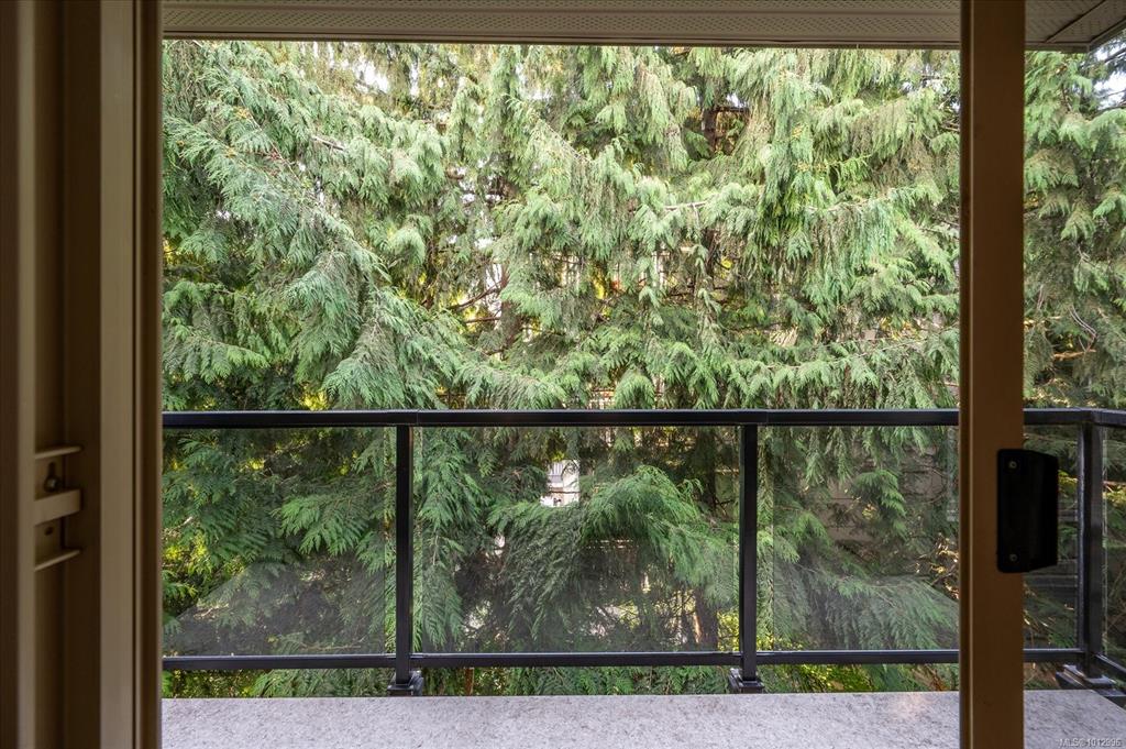 Third View of 160 Vancouver Ave, BRYDEN COURT, Nanaimo, BC, V9S 4E8