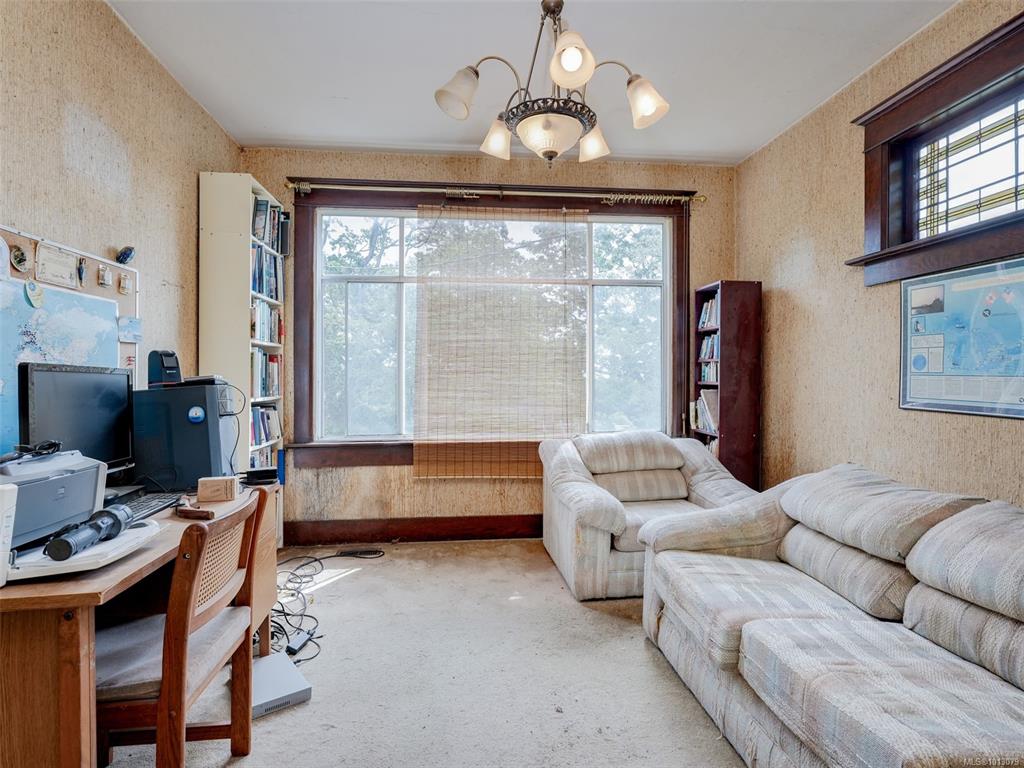 Third View of 2734 Avebury Ave, Victoria, BC, V8R 3W4