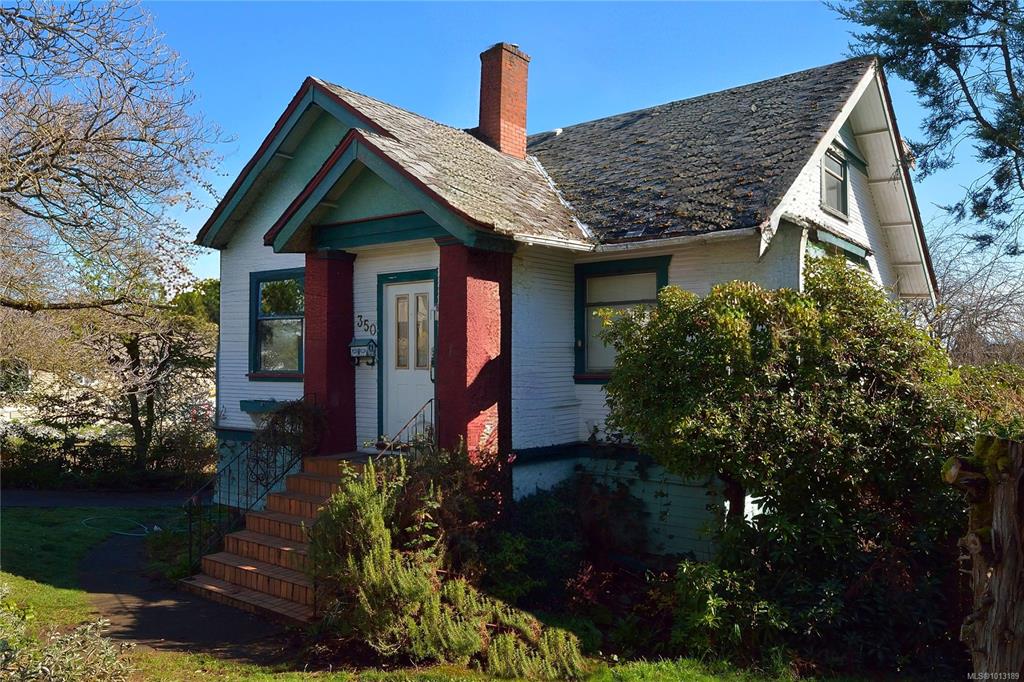 Second View of 350 Stewart Ave, Nanaimo, BC, V9S 4C4