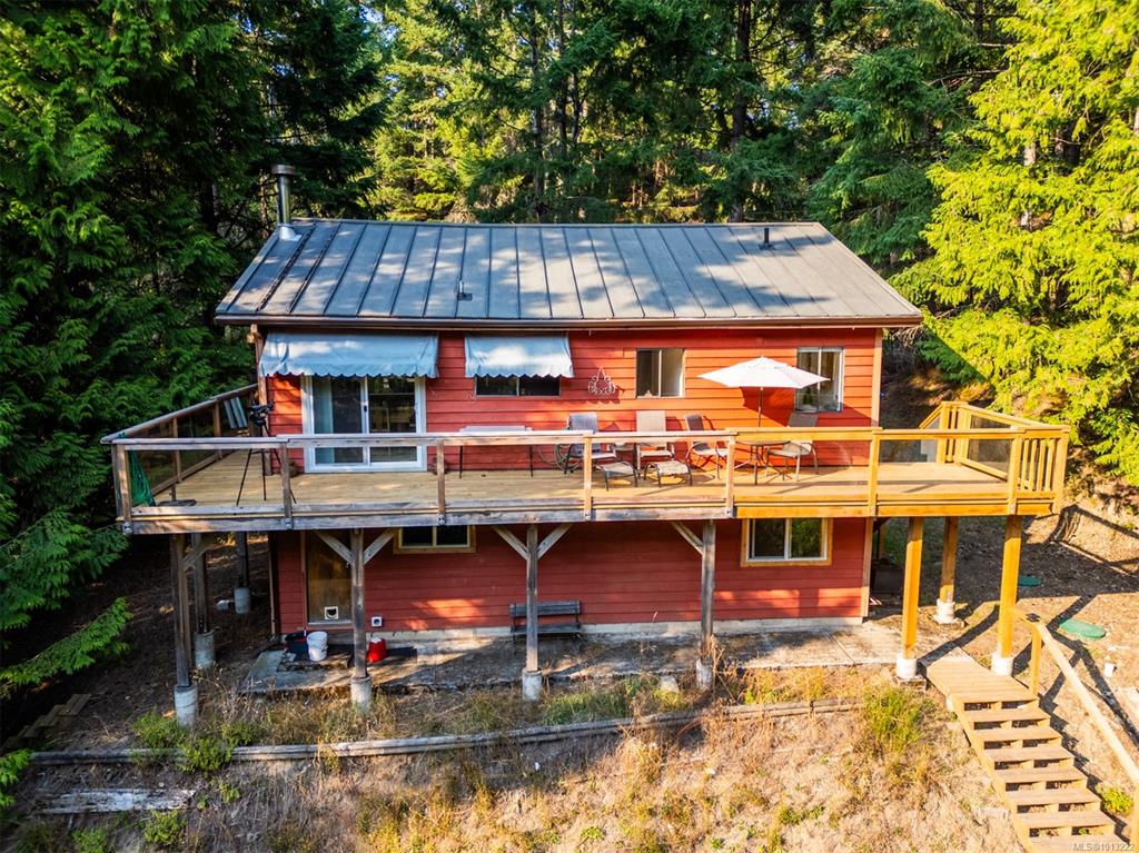 Second View of 4609 Sailor Rd, Pender Island, BC, V0N 2M2
