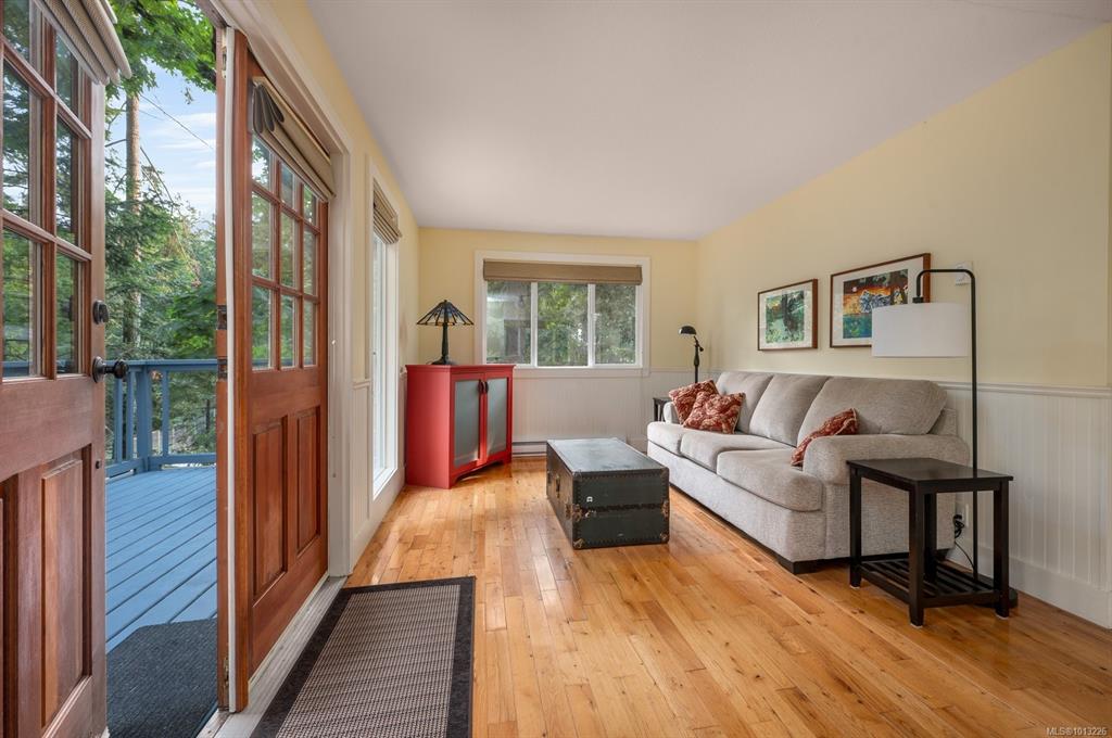 Fourth View of 99 Captain Morgans Blvd, Protection Island, BC, V9R 6R1