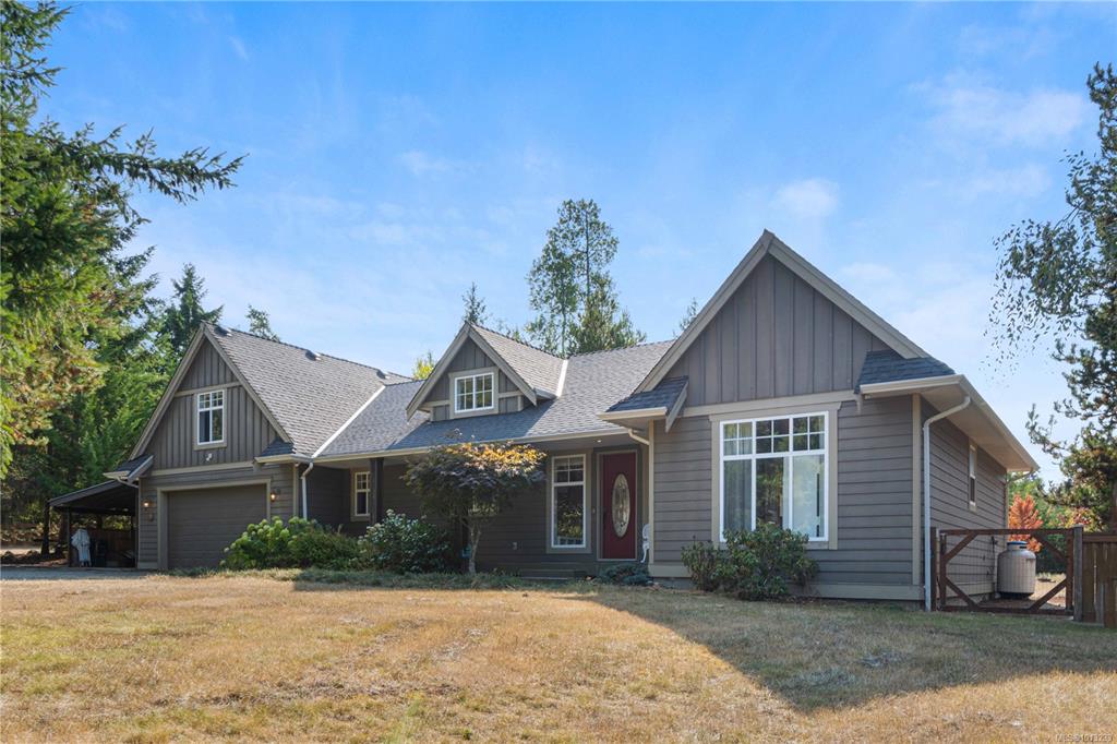 1209 Courtney Rd, 1013233, BC,