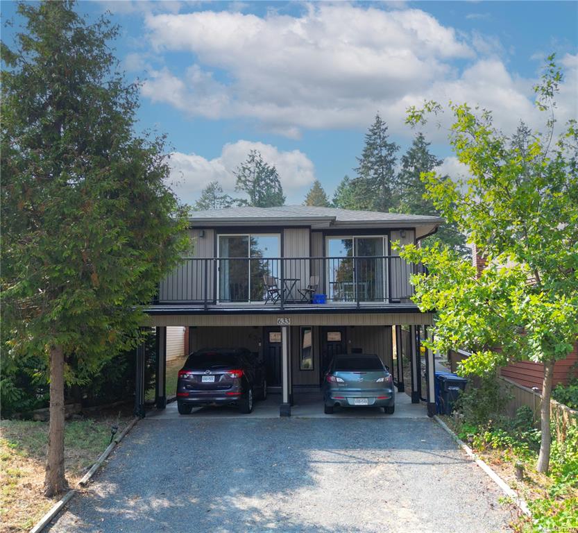 Second View of 633 Hillcrest Ave, Nanaimo, BC, V9R 3M8