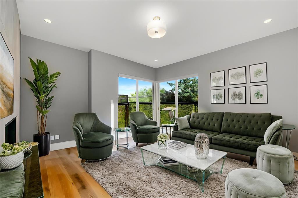 Third View of 4343 Tyndall Ave, Saanich, BC, V8N 3R9