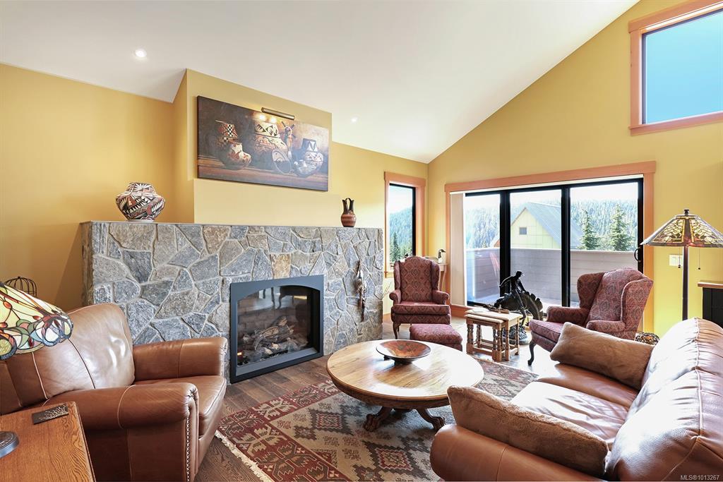 890 Cruikshank Ridge, 1013267, BC,