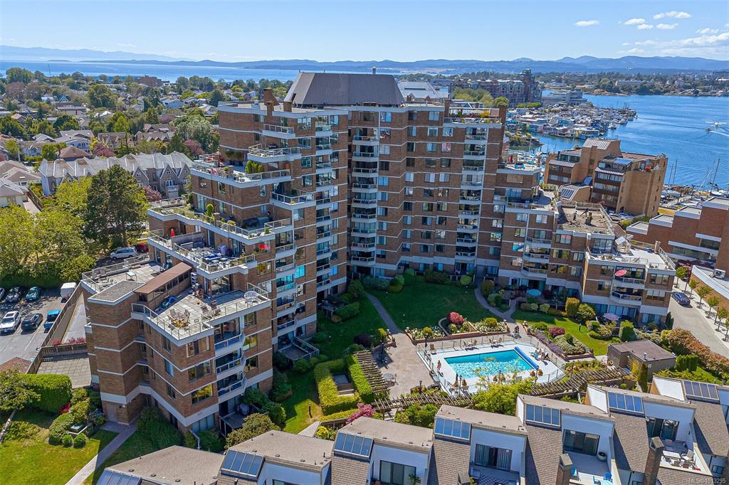 Fourth View of 225 Belleville St, Laurel Point, Victoria, BC, V8V 4T9