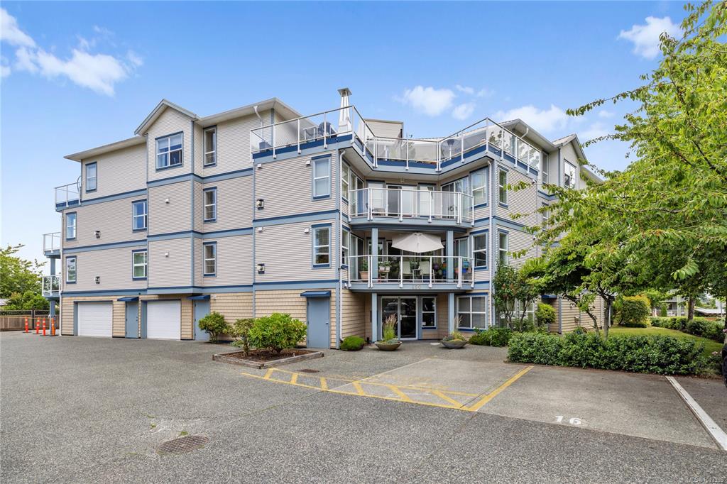 Fourth View of 650 Prideaux St, PARK PLACE, Nanaimo, BC, V9R 2P1