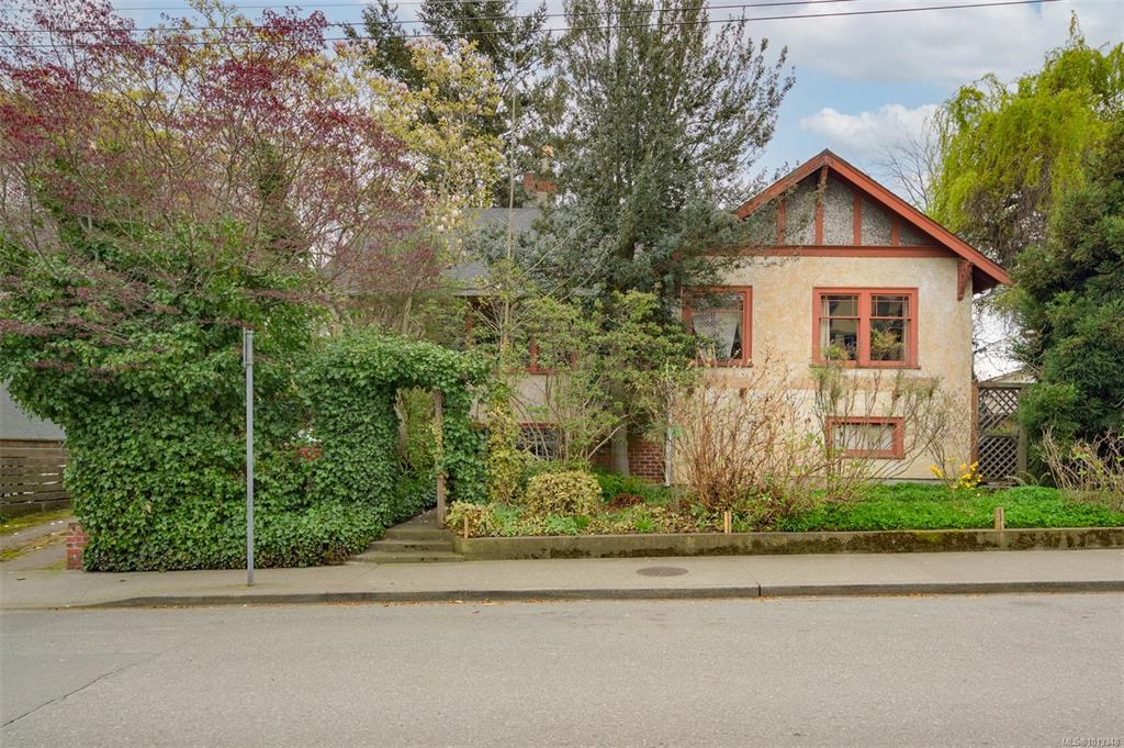 Fifth View of 517 Toronto St, Victoria, BC, V8V 1P1