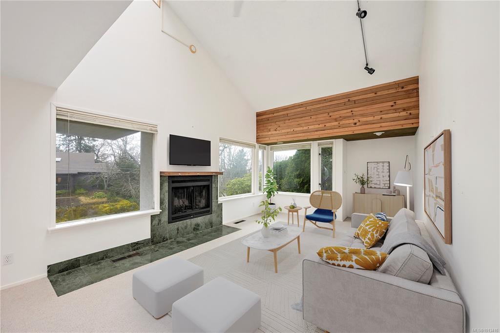 Fifth View of 1291 Rockcrest Ave, Esquimalt, BC, V9A 4W4