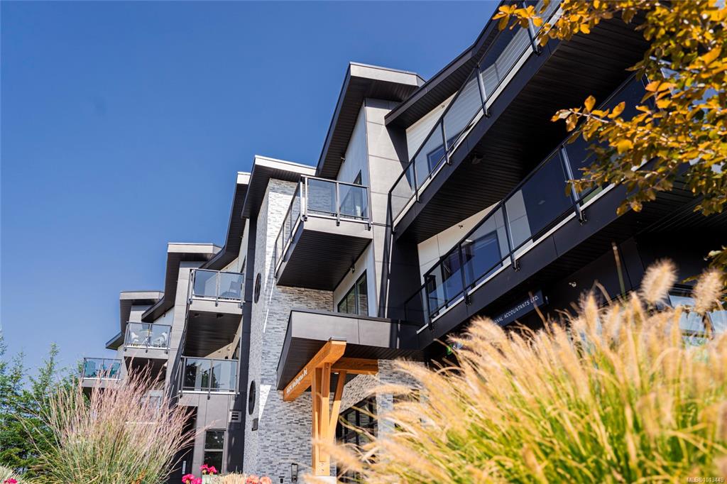 Third View of 4474 Wellington Rd, Long Lake Views, Nanaimo, BC, V9T 2H3