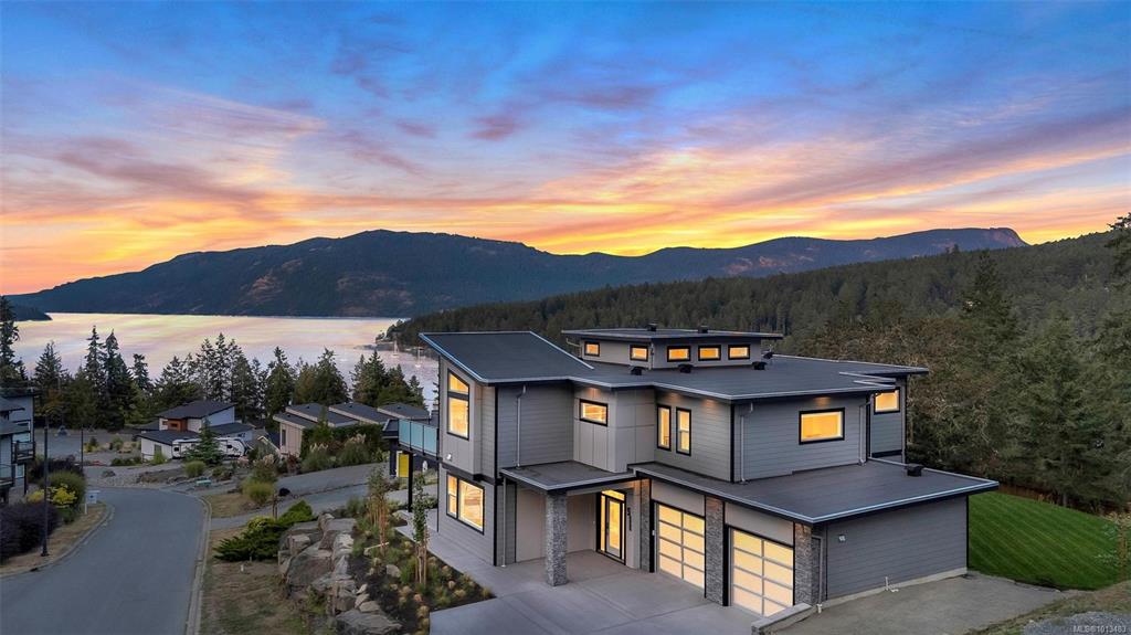 1060 Shore Pine Close, 1013483, BC,