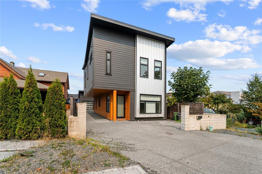 3341 Skinner Rd, 1013561, BC,