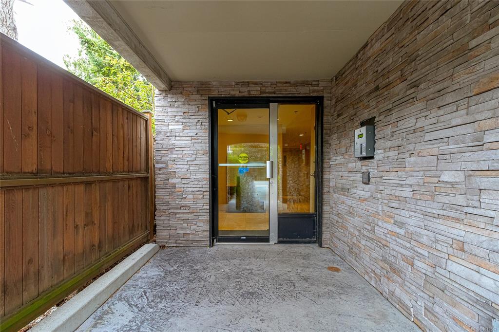 Fourth View of 1615 Bay St, Victoria, BC, V8R 2B7