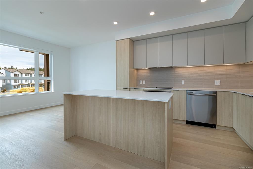 3564 B Ryder Hesjedal Way, 1013640, BC,