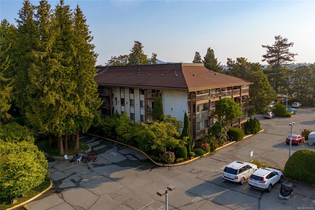 1009 Mckenzie Ave, 1013668, BC,