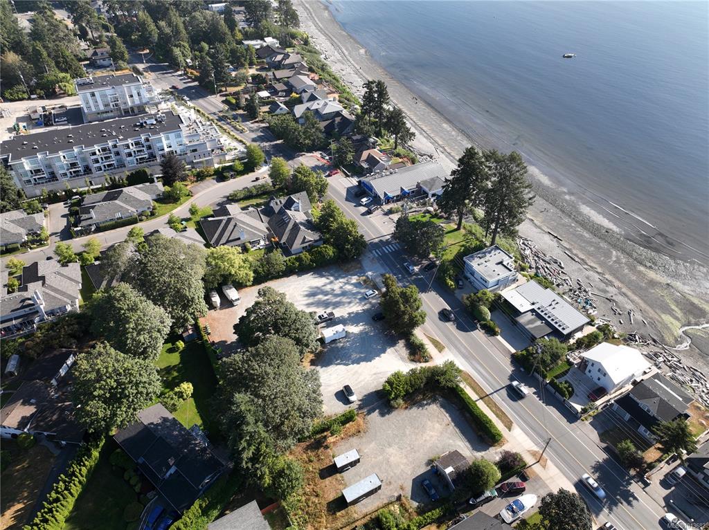Second View of 5090 Cordova Bay Rd, Saanich, BC, V8Y 2K5