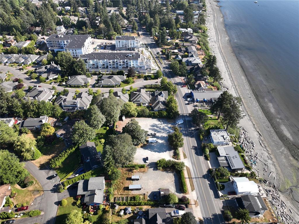 Third View of 5090 Cordova Bay Rd, Saanich, BC, V8Y 2K5