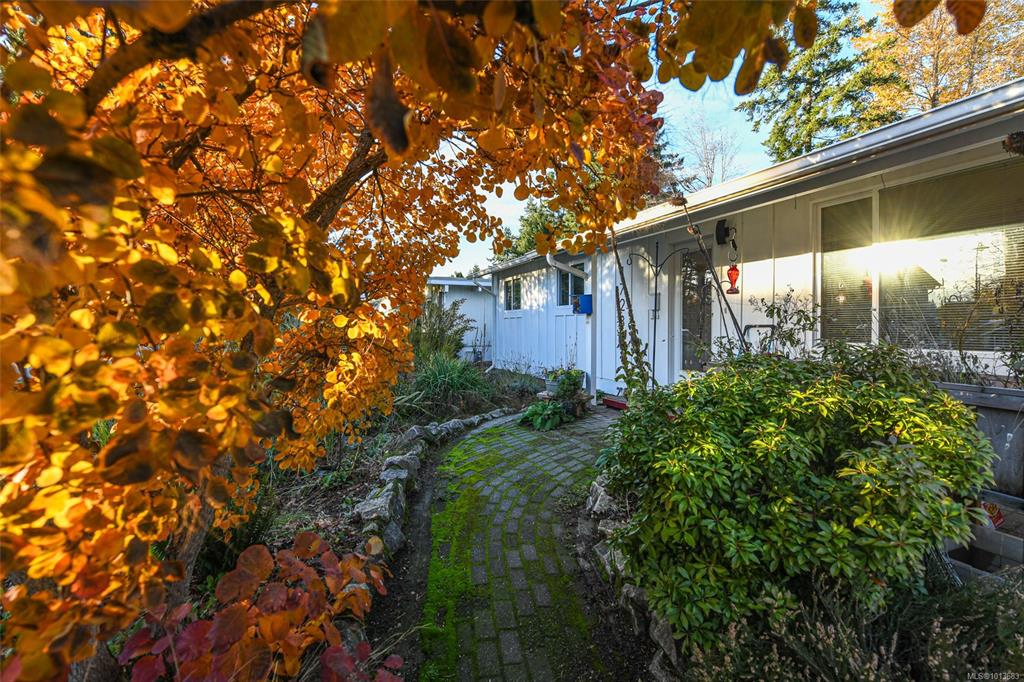 1728 Dogwood Ave, 1013683, BC,
