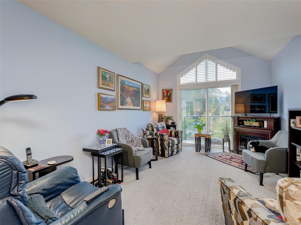 Third View of 1485 Garnet Rd, Rose Bank Gardens, Saanich, BC, V8P 5X9