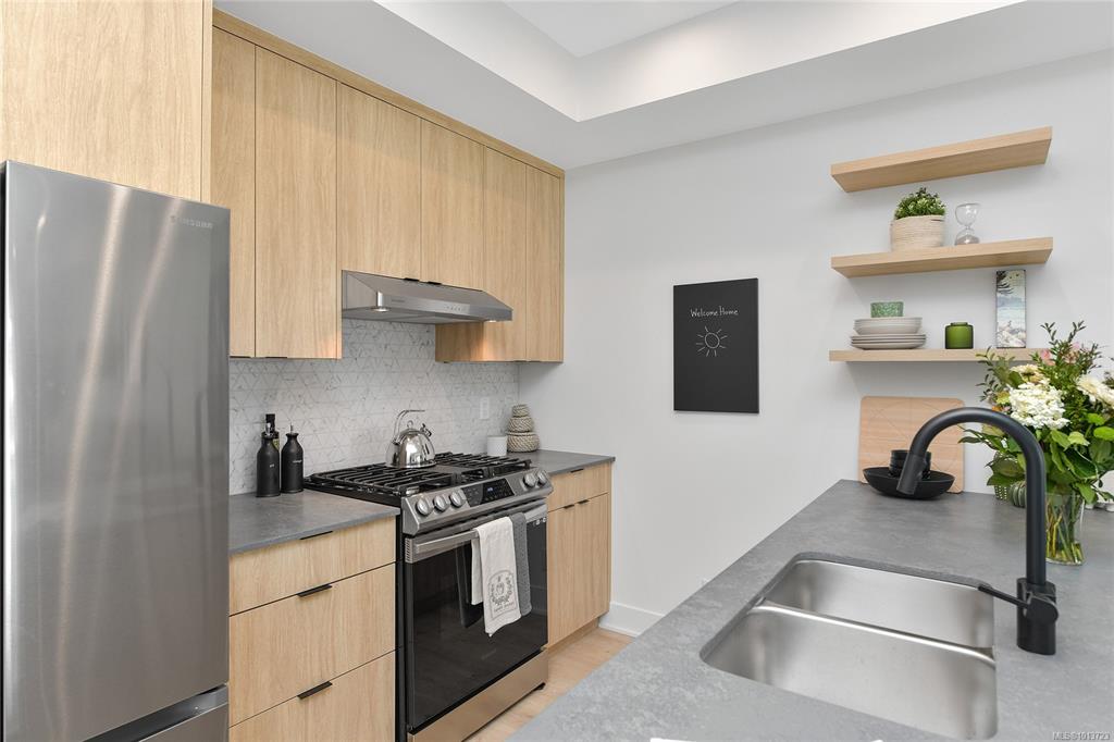 1114 Samar Cres, 1013723, BC,