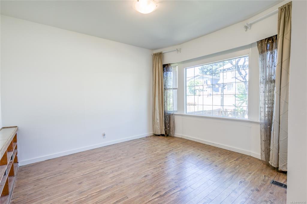 Fourth View of 415 Machleary St, Nanaimo, BC, V9R 2H1