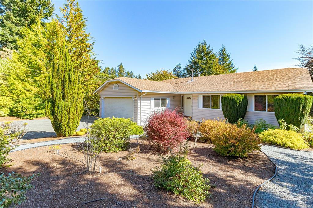 2435 Huckleberry Rd, 1013784, BC,